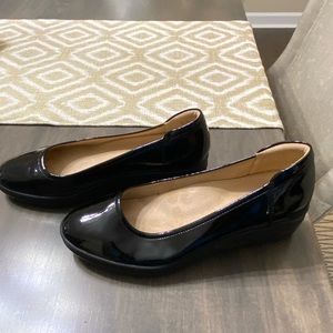 Naturalized Black Patent Wedge size 9 Like New